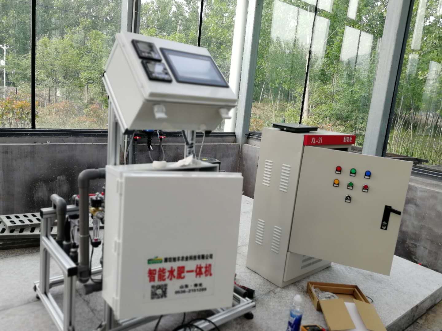 施肥机.jpg